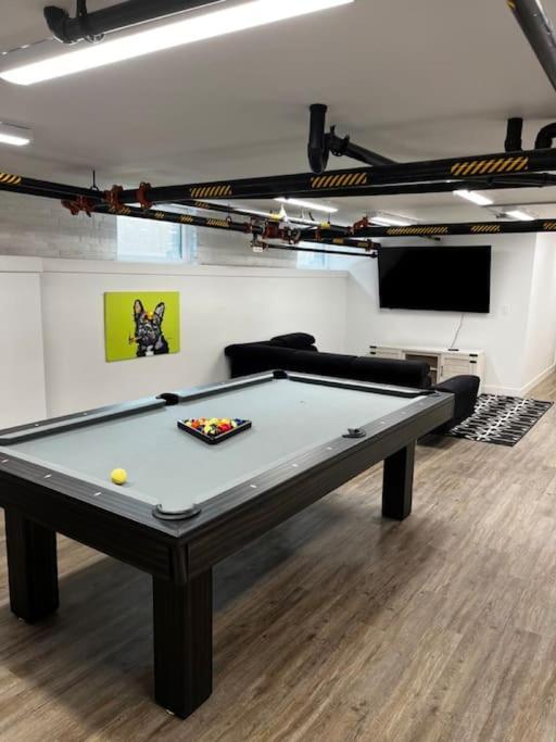 Appartamento Central Loft With Pool Table! Pet-Friendly Haven! Columbus Esterno foto